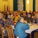 Nová samospráva Denného centra seniorov sa zostra pustila do organizovania ďalších zaujímavých podujatí pre všetkých členov DCS. Dňa 9. decembra sa uskutočnilo priateľské športové stretnutie s DCS Sever, kde zaujal nový druh športu – boccia. Oslovil našich seniorov a pokúsime sa zaobstarať vybavenie (kožené loptičky). S veľkou obľubou sa stretlo aj Predvianočné posedenie, ktoré sa za pomoci […]